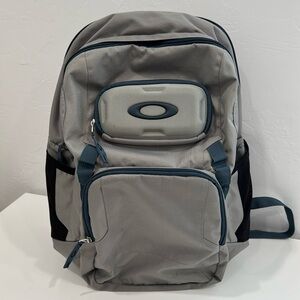 Oakley Works Backpack 35L